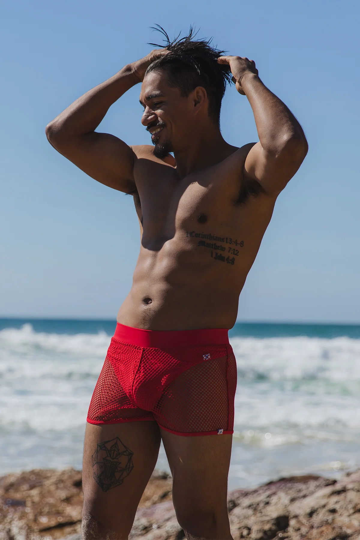 Aruba Red 008 Zip Trunk - Image 3