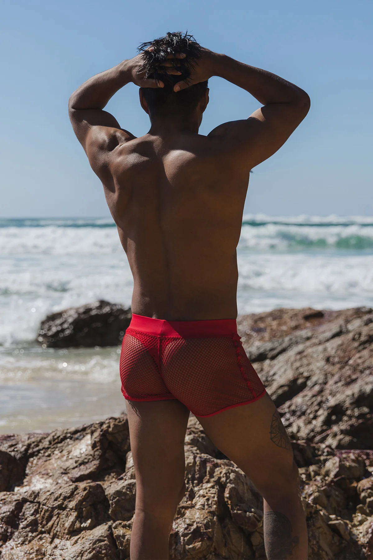 Aruba Red 008 Zip Trunk - Image 4