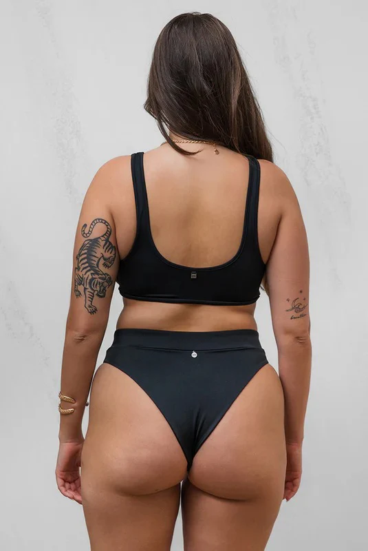 Matt Lycra Denise Crop Bikini Top Black - Image 4